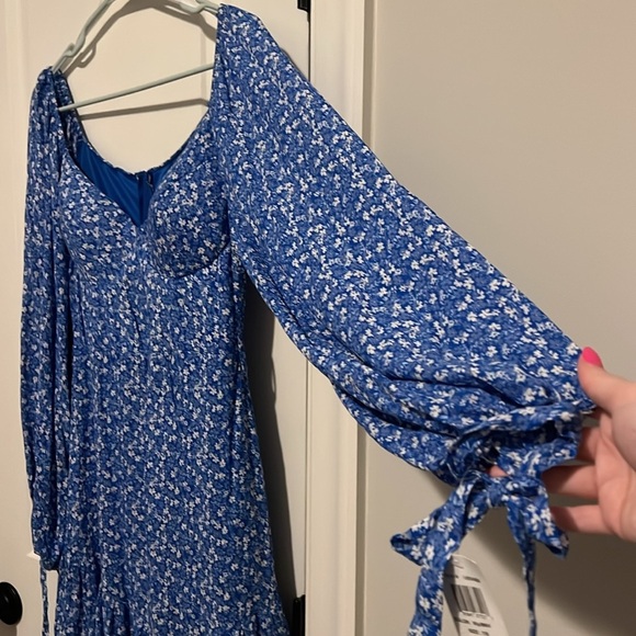 B Darlin Blue Floral Dress - Picture 5 of 12